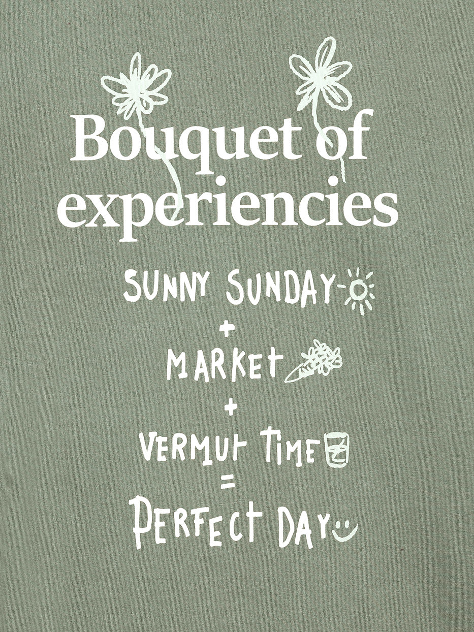Camiseta oversize bouquet - Image 8