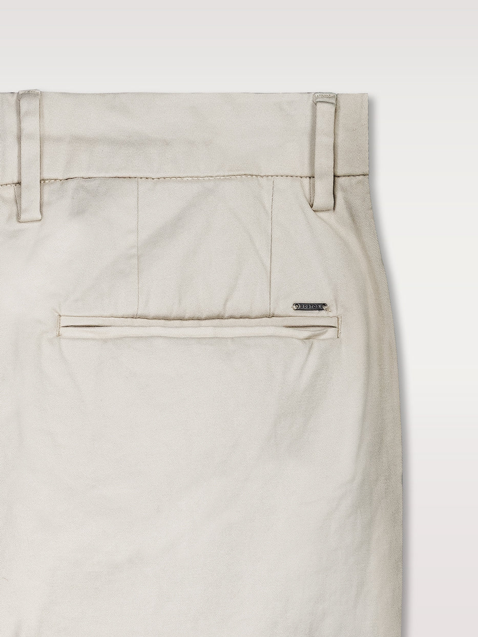 Pantalón chino slim fit esencial - Image 3