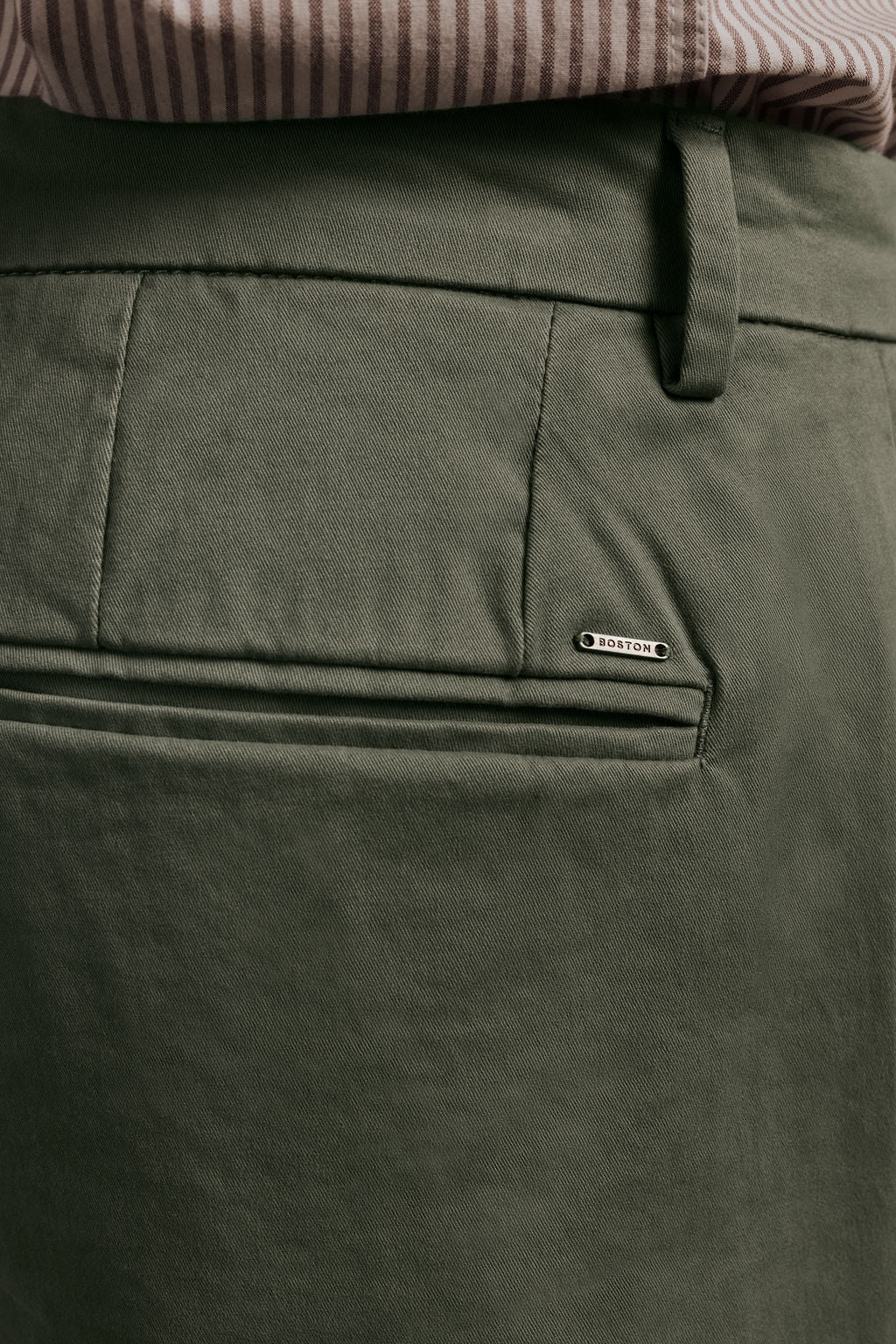 Pantalón chino slim fit esencial - Image 4