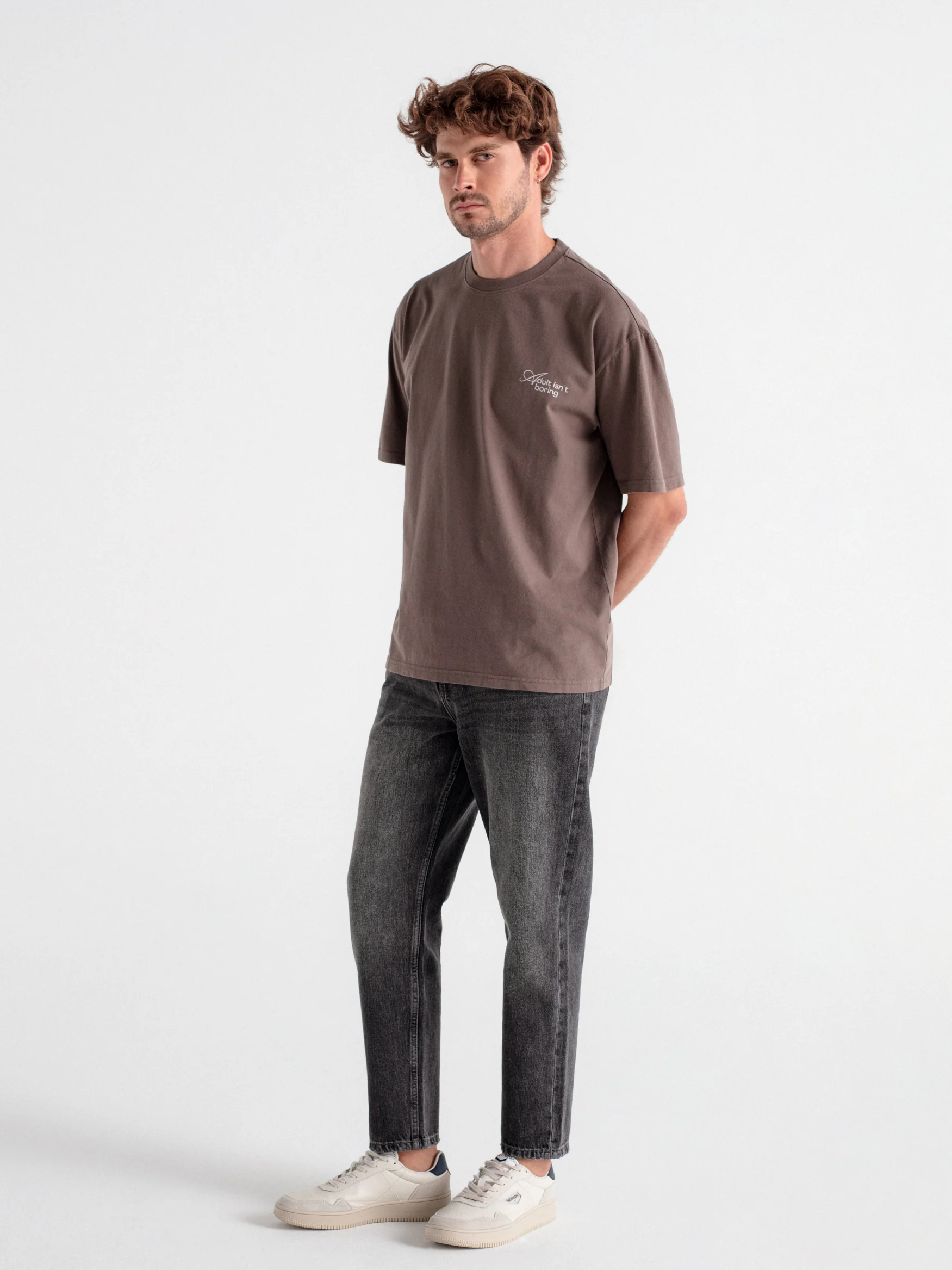 Pantalón tejano tapered - Image 6